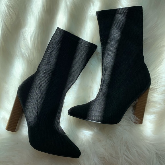 Black ankle boots - Picture 1 of 5
